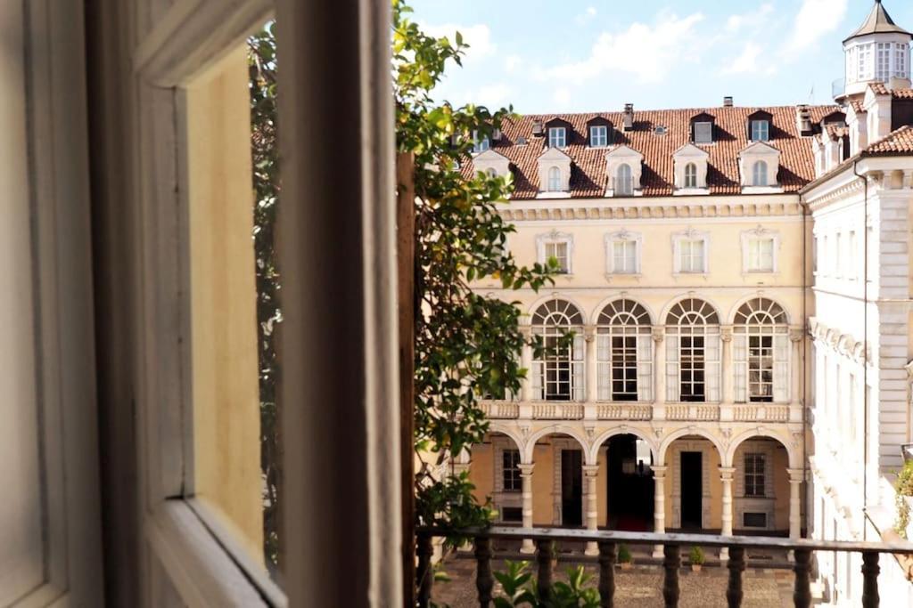 Mister G Home In The Heart Of Турин Экстерьер фото